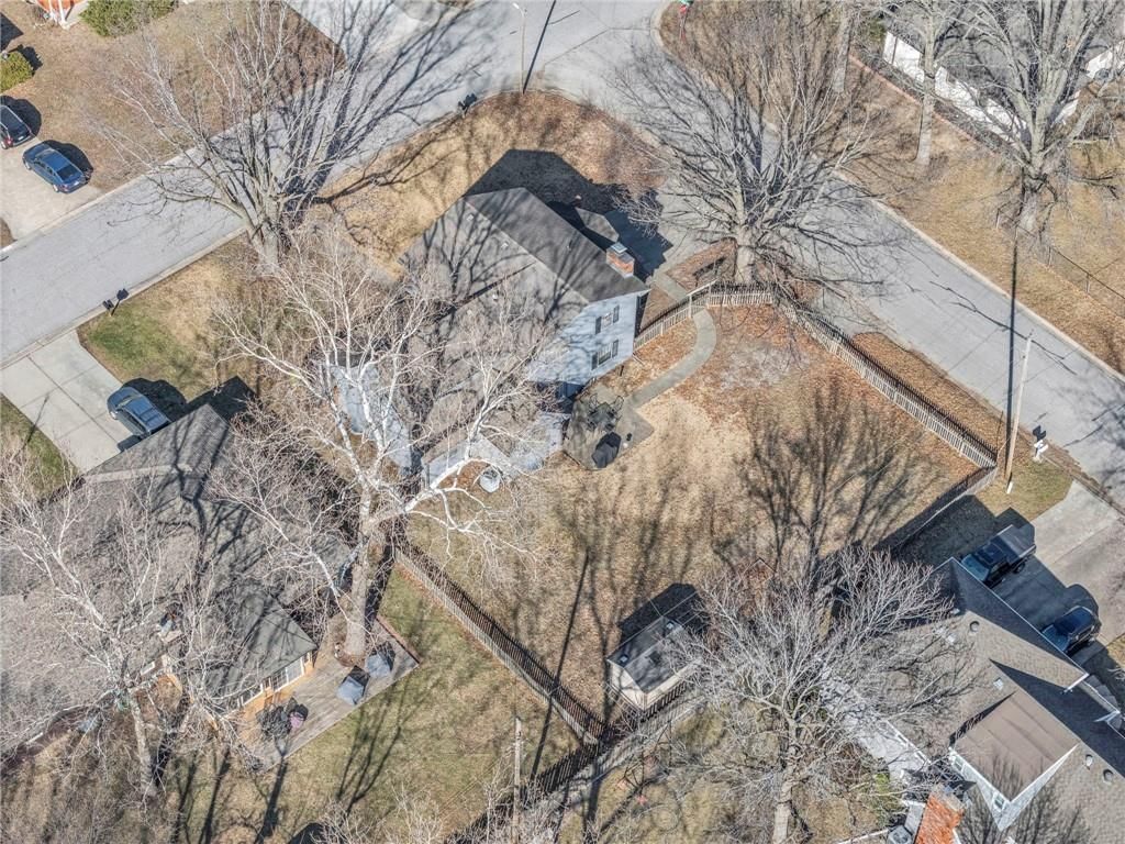 1100 SW AZURE Avenue — photo 41