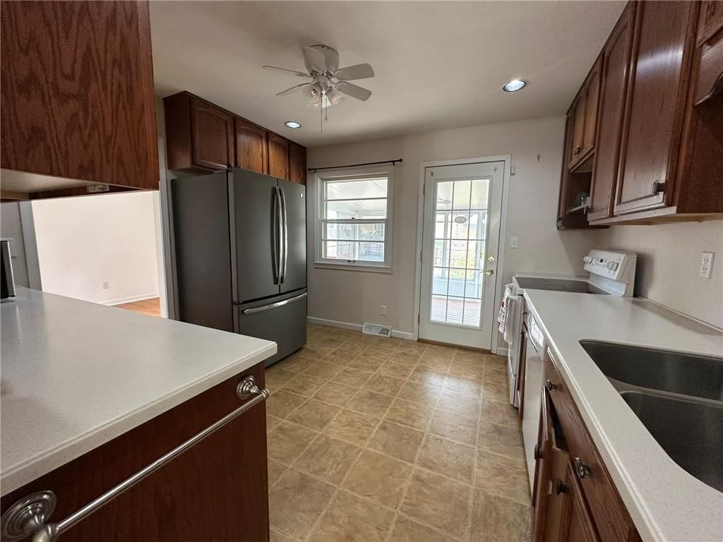 10602 W 89th Street — photo 7