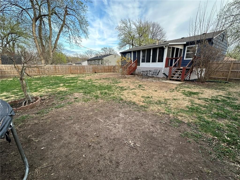 10602 W 89th Street — photo 23