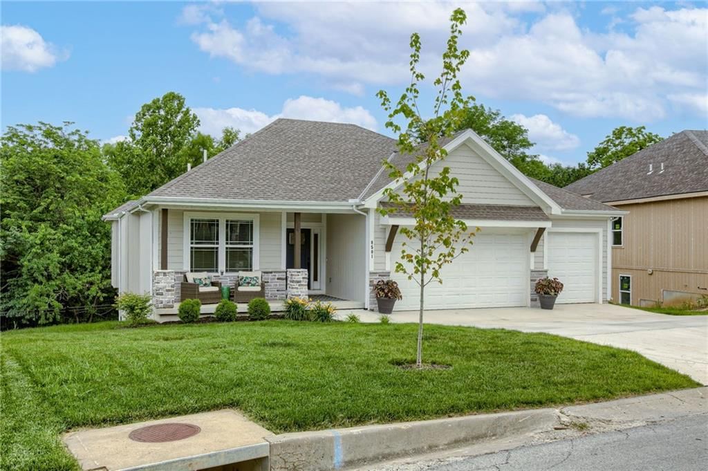 8501 Primrose Street, De Soto, KS