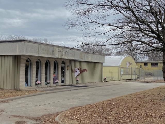 1000 S Central Avenue — photo 2