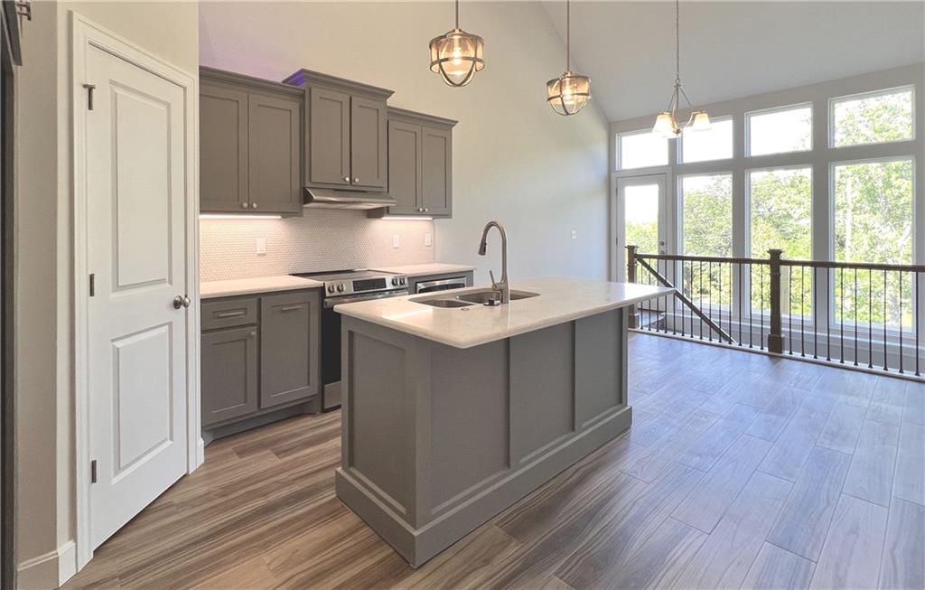 22310 W 76th Street — photo 18