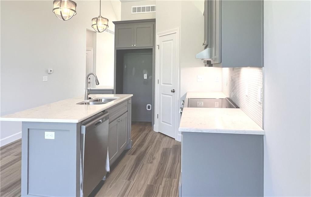 22310 W 76th Street — photo 19