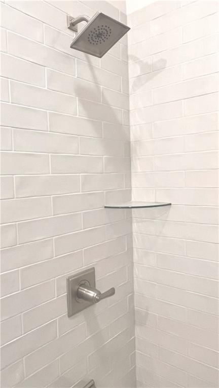 22310 W 76th Street — photo 34