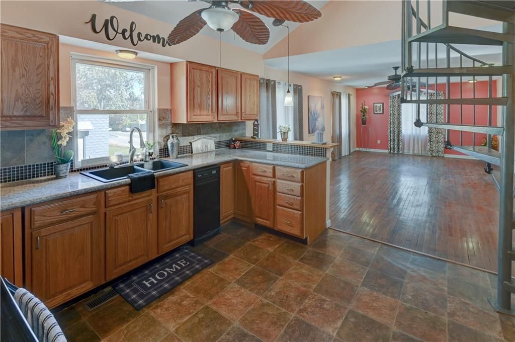 500 Blue Ridge Boulevard — photo 20
