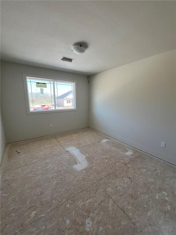 Photo 18 of 24 - 2312 Larkspur Lane