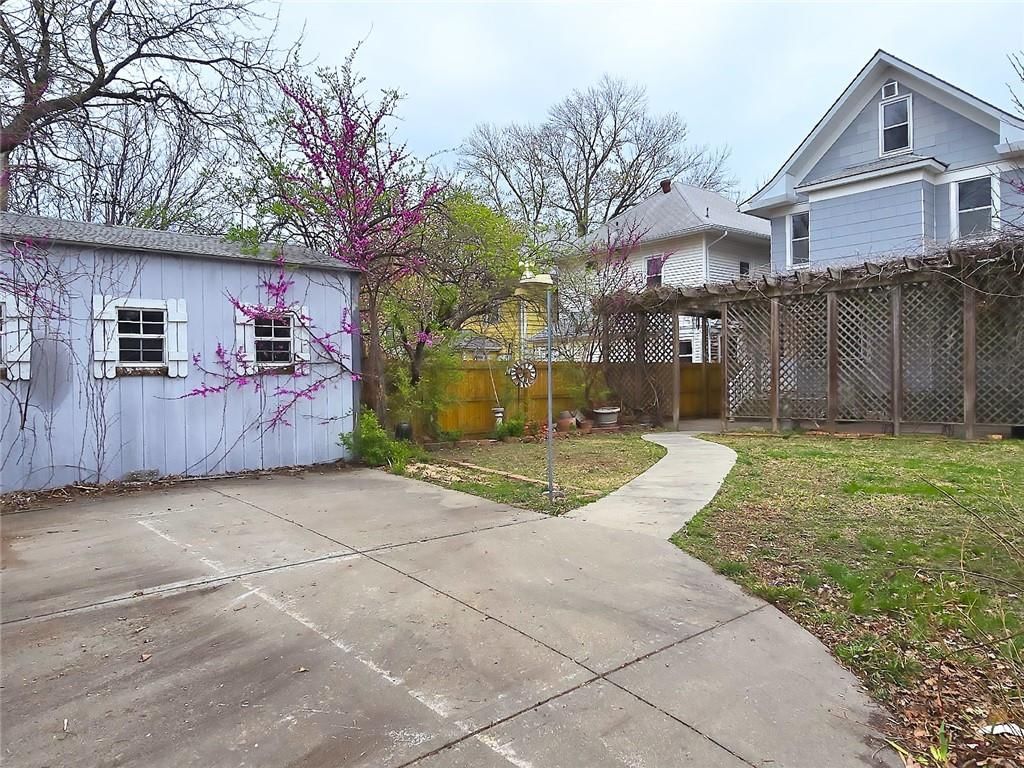 4152 Holly Street — photo 36