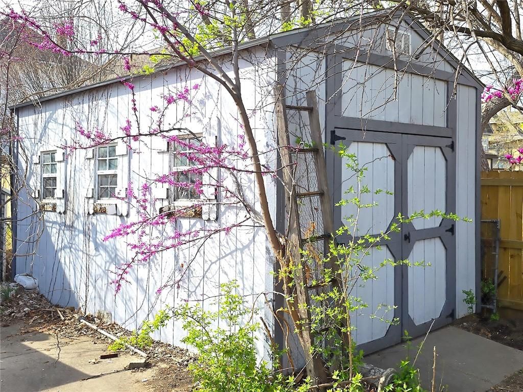 4152 Holly Street — photo 38