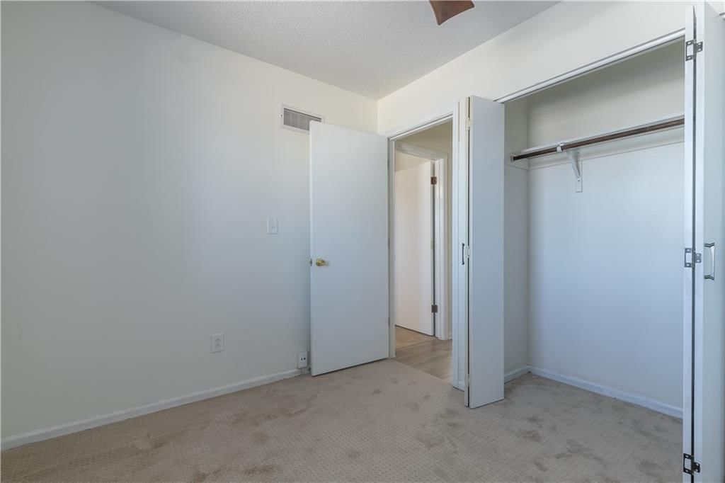 8419 NW 68th Street — photo 15