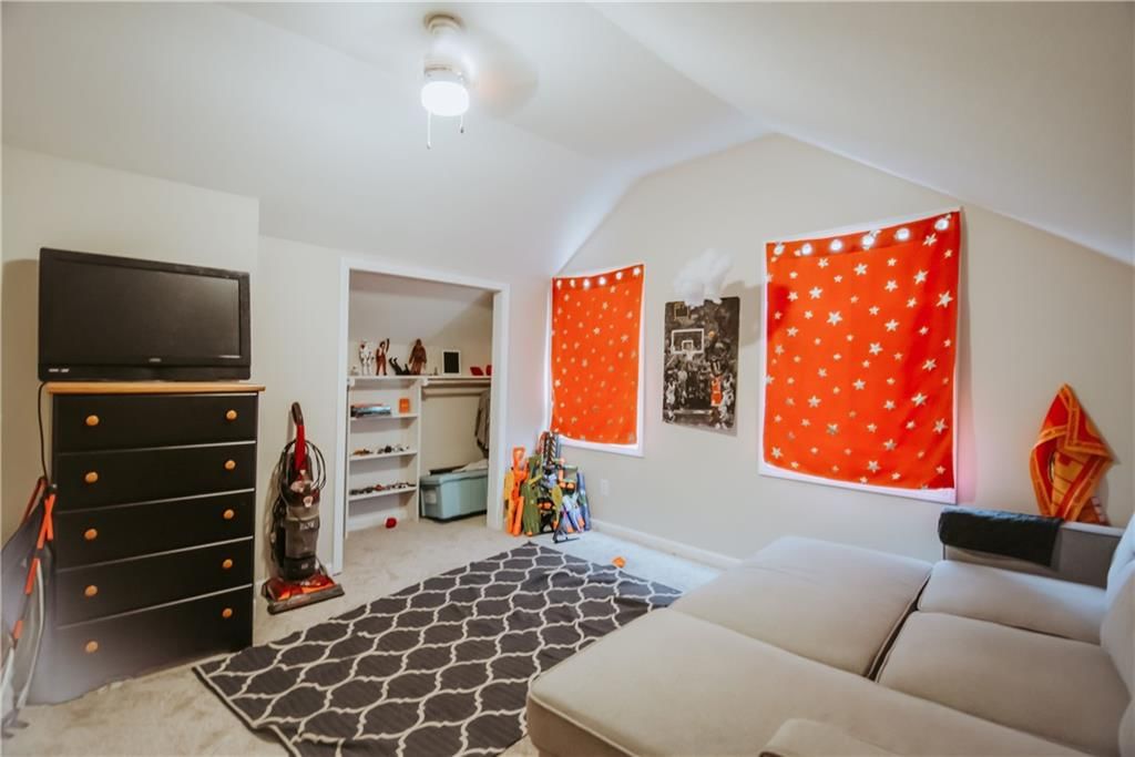 229 Osage Street — photo 11