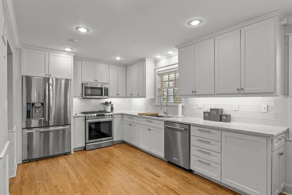 3601 W 63rd Street — photo 10