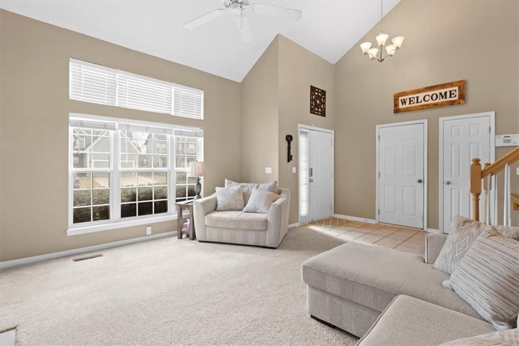 16770 W 156TH Terrace — photo 5
