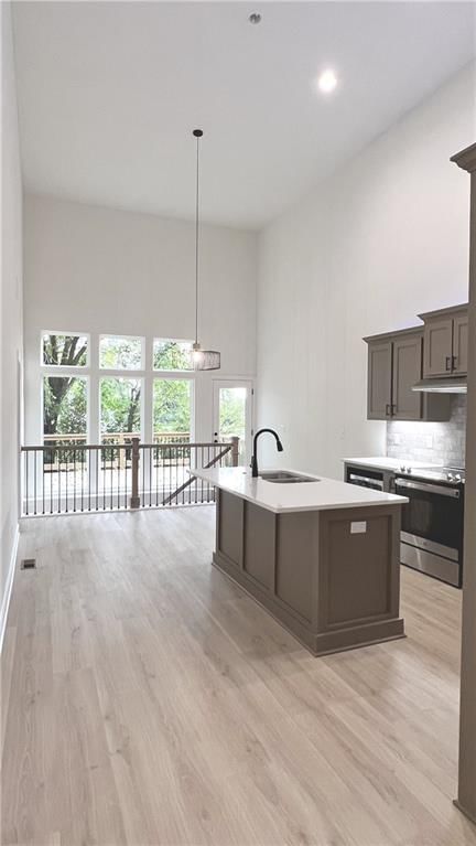 Photo 13 of 48 - 22309 W 76th Street
