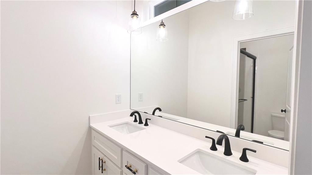 Photo 31 of 48 - 22309 W 76th Street