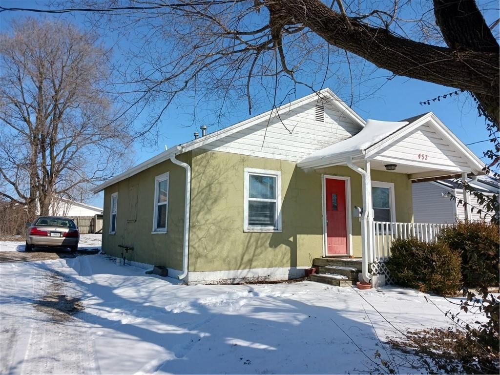 453 E Market Street — photo 1