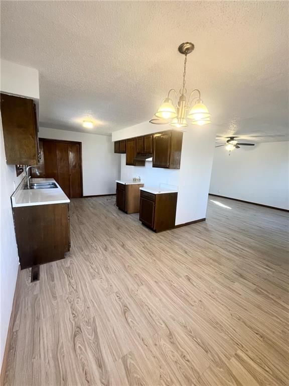 1010 Amos Street — photo 7