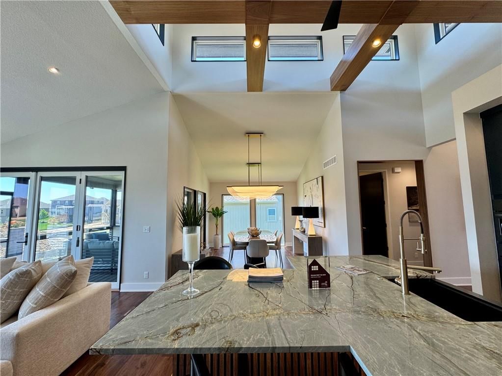 5135 NW Montebella Drive — photo 8