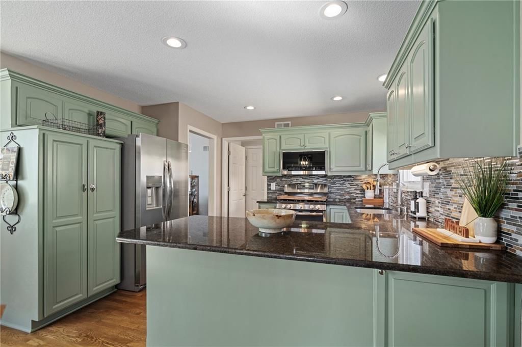 4725 Augusta Drive — photo 19