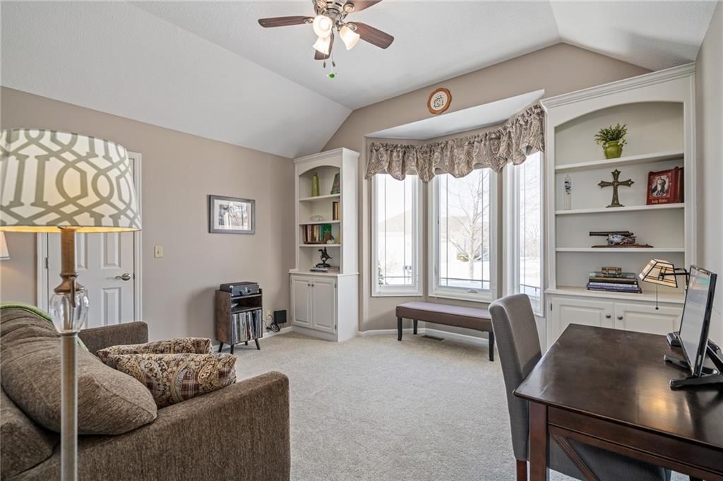 4725 Augusta Drive — photo 34
