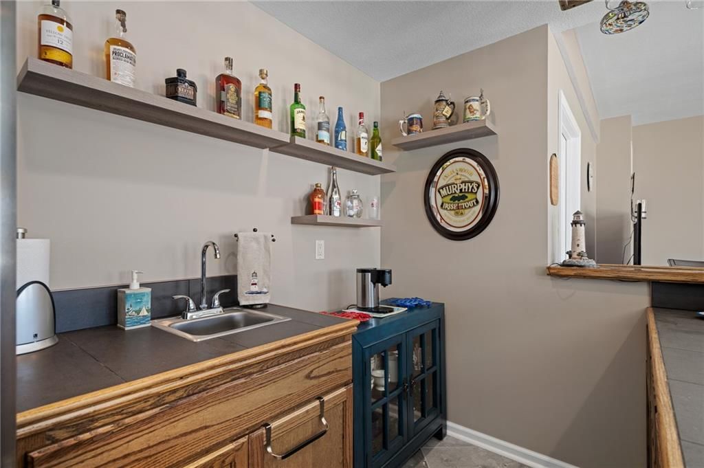4725 Augusta Drive — photo 41