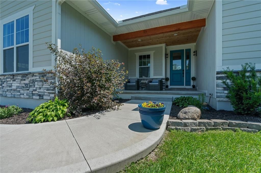 Photo 11 of 68 - 13723 Raliegh Lane
