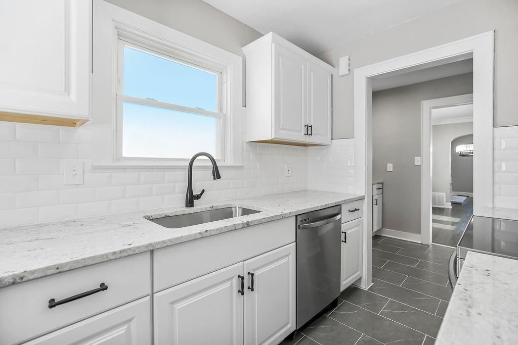 4830 Holly Street — photo 8