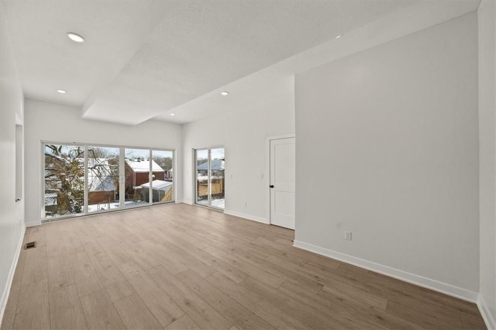 2111 Park Avenue — photo 8