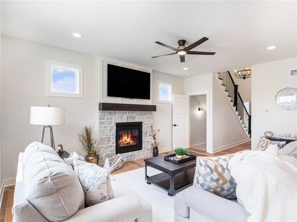 15619 Sheridan Court — photo 9