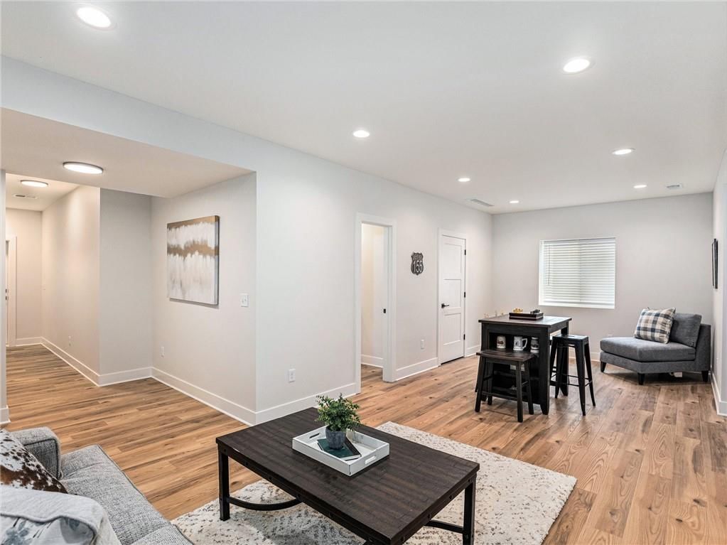 15619 Sheridan Court — photo 29