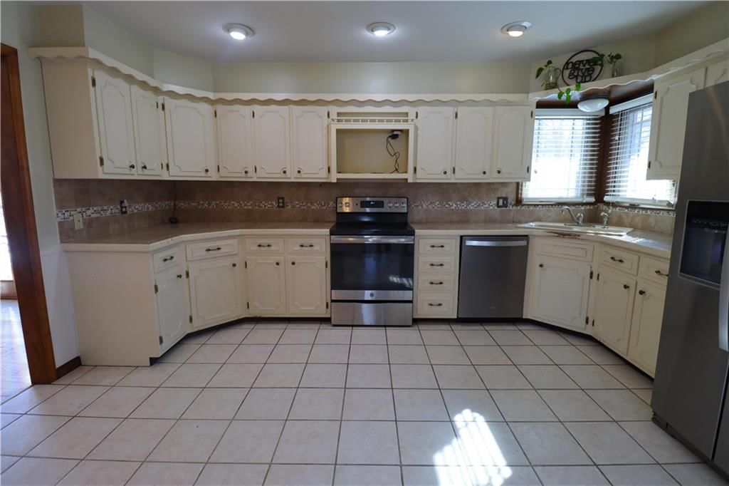 4610 Brookwood Terrace — photo 11
