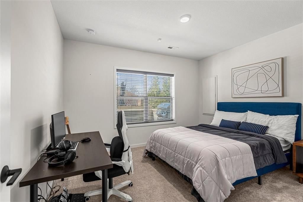 12913 W 172nd Street — photo 32