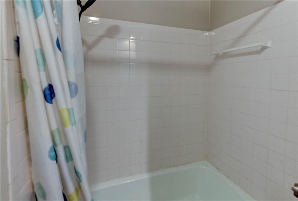 7208 N Park Avenue — photo 21
