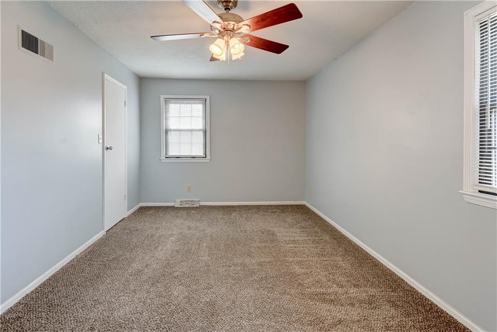 7208 N Park Avenue — photo 24