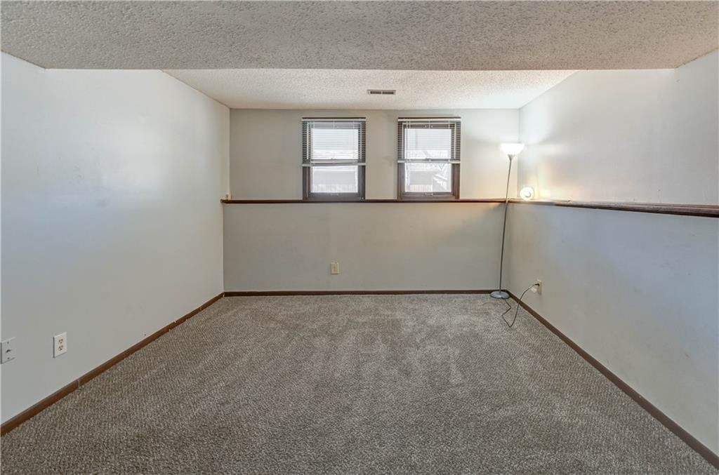 7208 N Park Avenue — photo 35