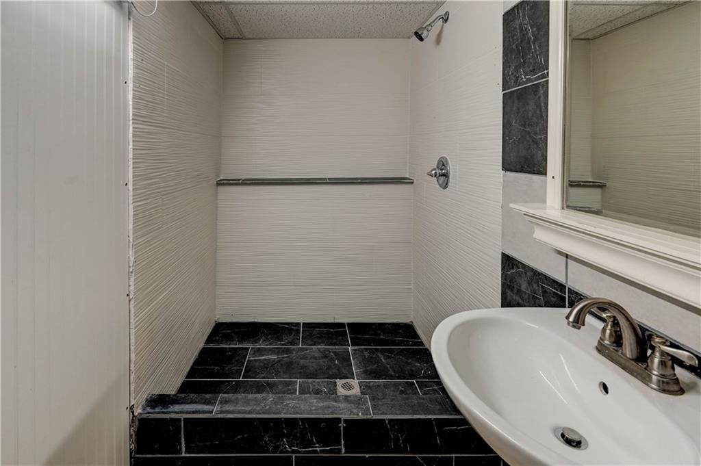 7208 N Park Avenue — photo 43