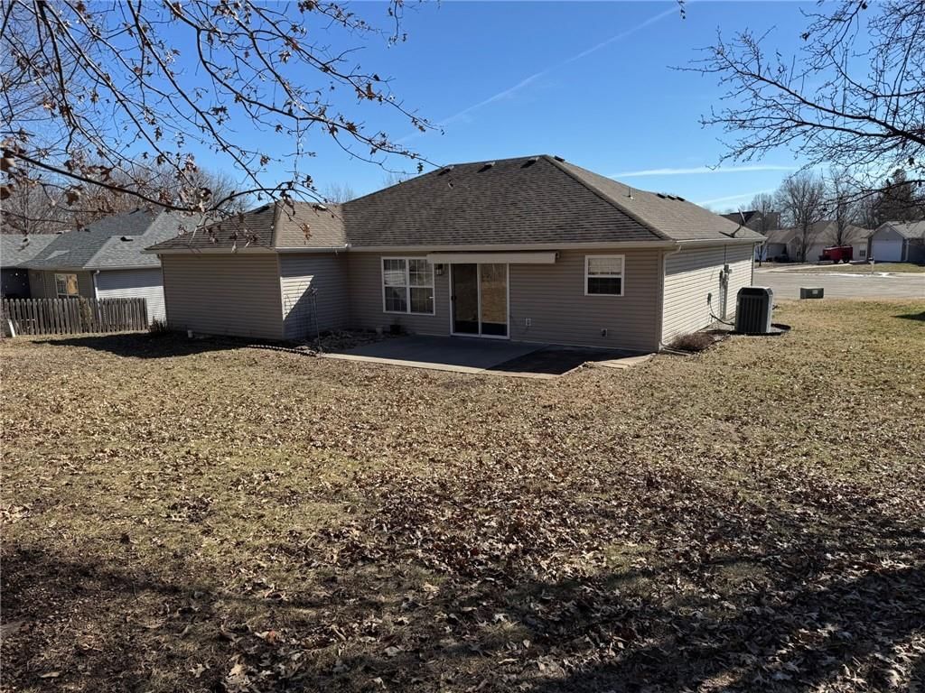 393 Hazelwood Drive — photo 7