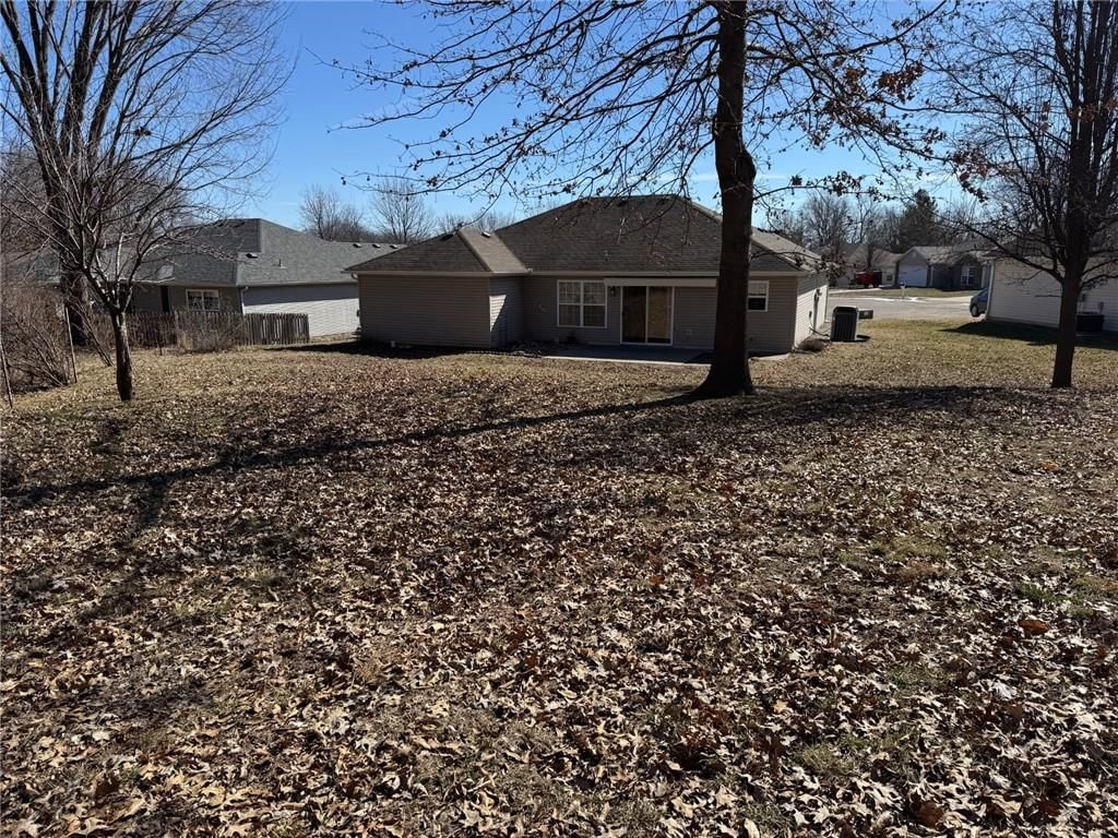 393 Hazelwood Drive — photo 8