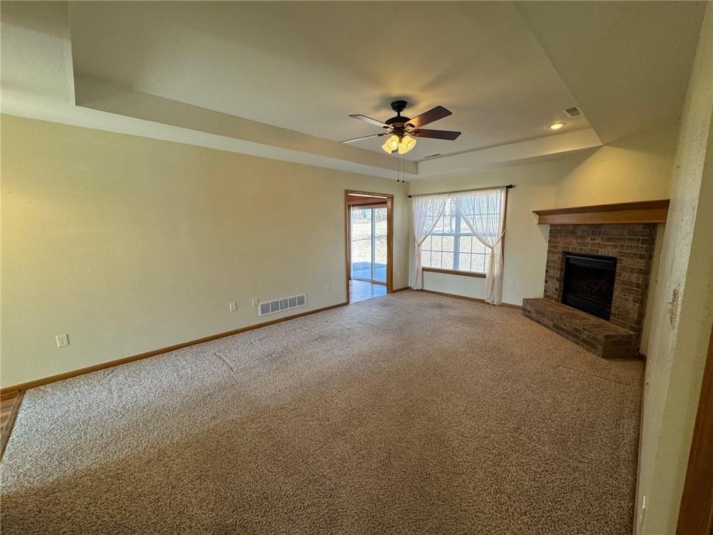 393 Hazelwood Drive — photo 15