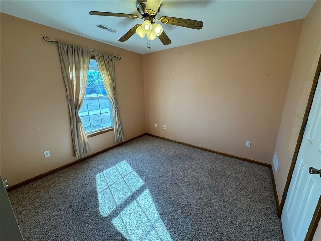 393 Hazelwood Drive — photo 27