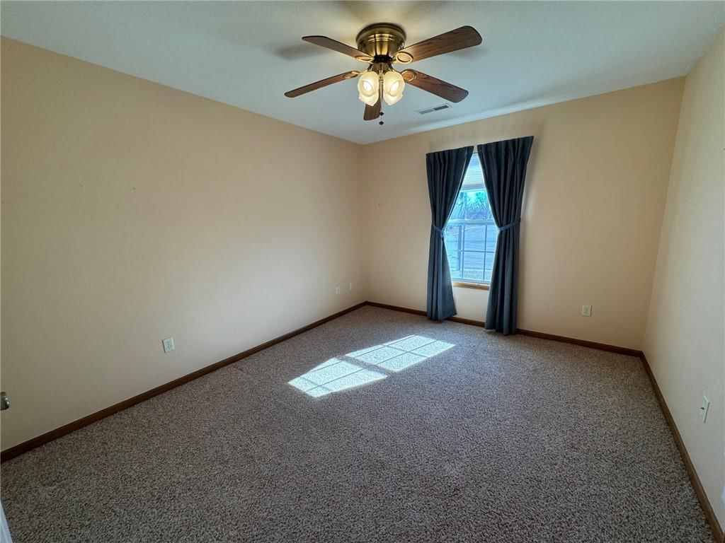393 Hazelwood Drive — photo 29