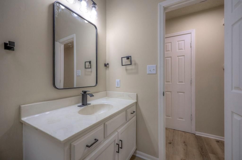 15608 E 3rd Street Court S — photo 25