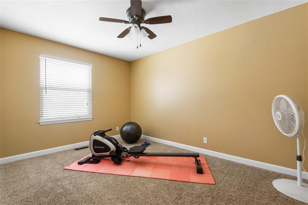 21400 OAKLEAF Drive — photo 23