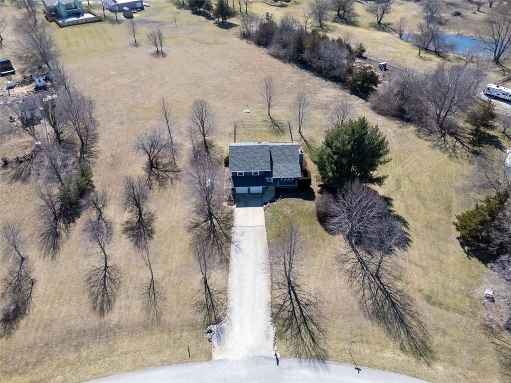 21400 OAKLEAF Drive — photo 48