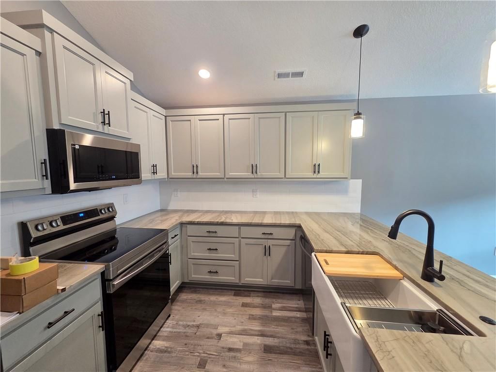542 N Lexington Street — photo 7