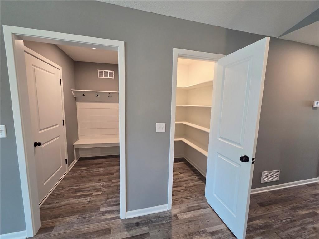 542 N Lexington Street — photo 9