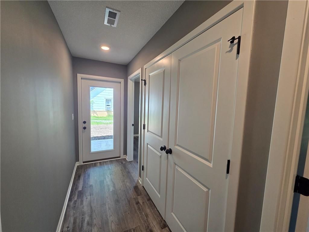 542 N Lexington Street — photo 19