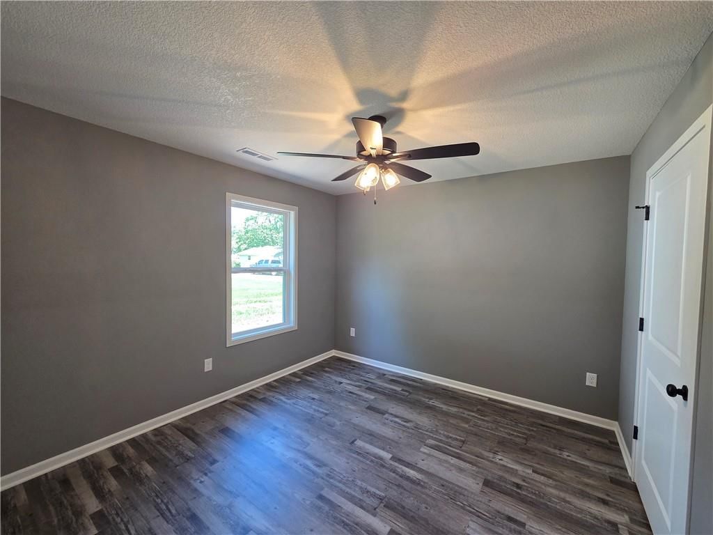 542 N Lexington Street — photo 21