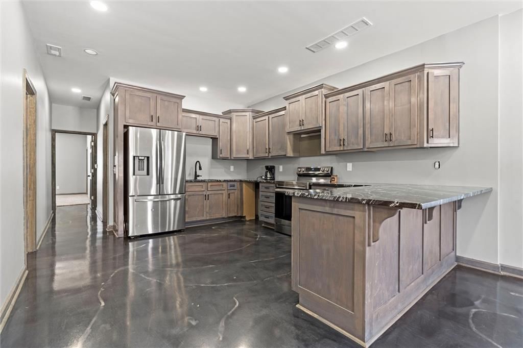 18323 Hollingsworth Road — photo 41
