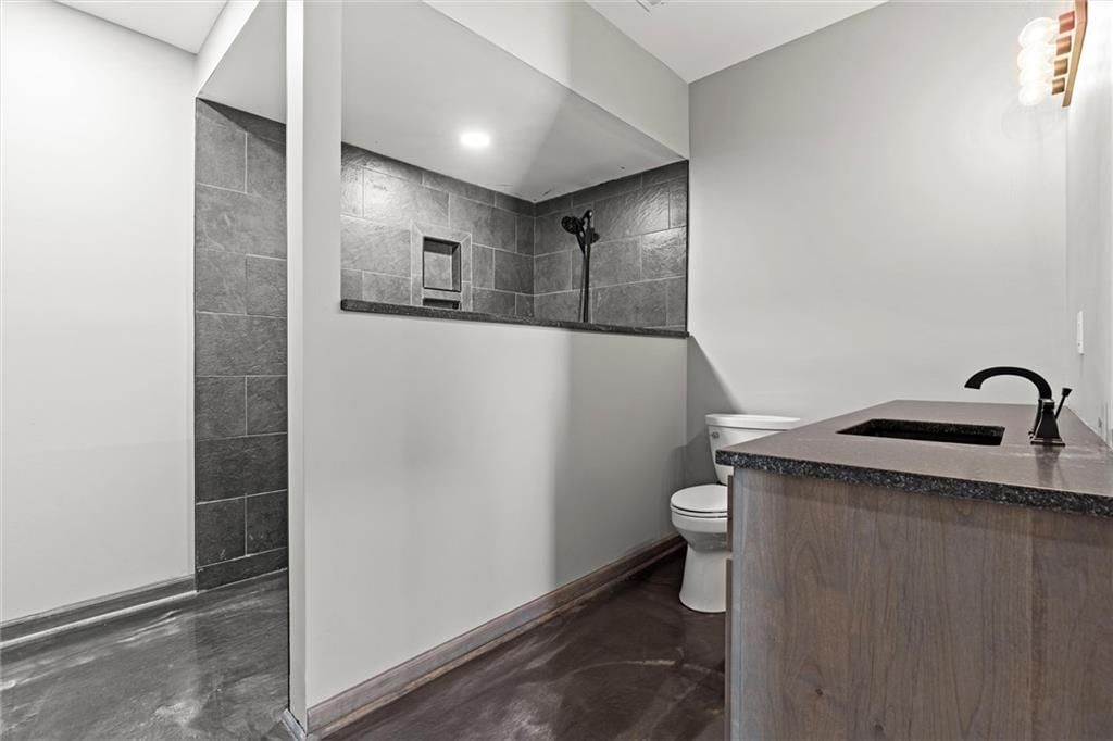 18323 Hollingsworth Road — photo 49