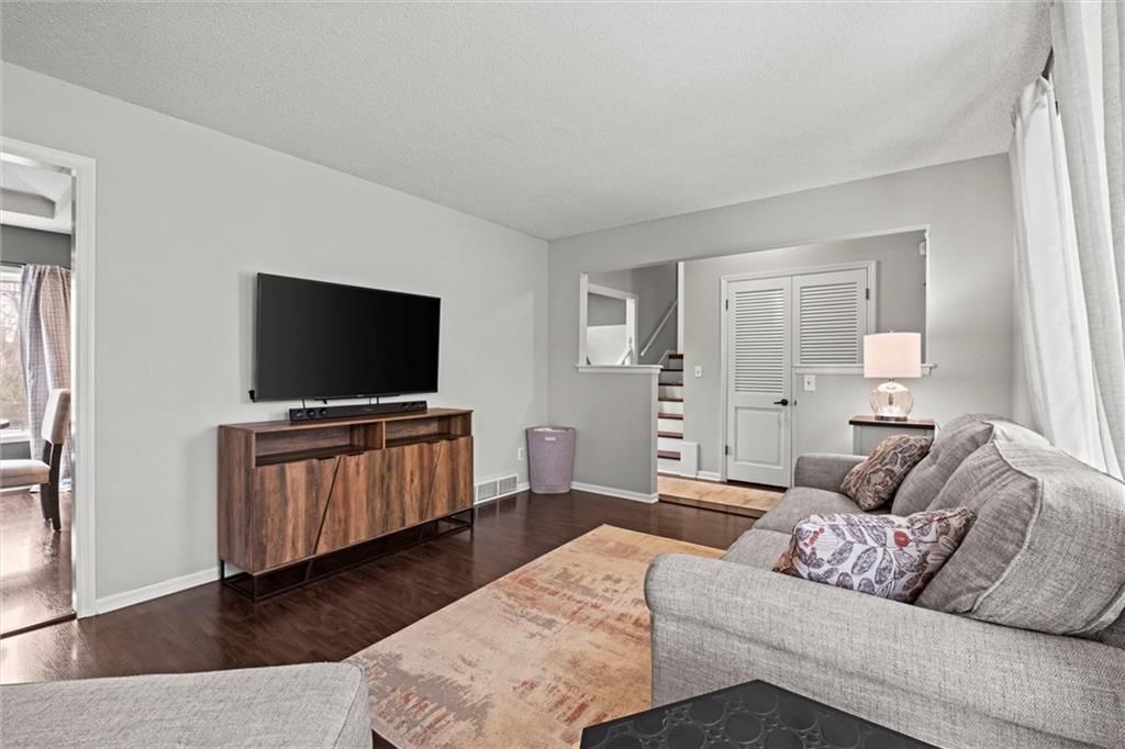 12825 W 100th Street — photo 7